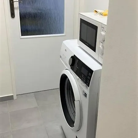 Side Street דירה *